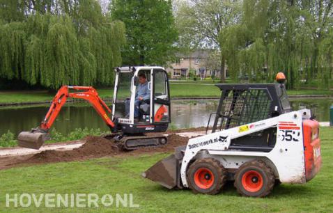 Grondwerk met minigraver en bobcat