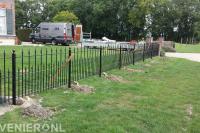 Sierhekwerk rondom voortuin