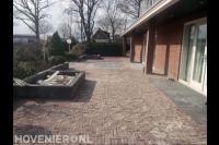 Terras bestraten met klinkers in waalformaat