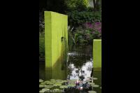 Watermuur in vijver