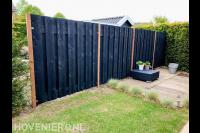 Houten schutting plaatsen