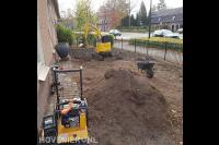 Tuin afgraven met minigraver