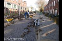 Bestraten van weg in woonwijk met betonklinkers 1