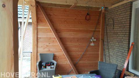 Houten veranda bouwen 5