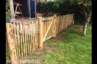 Schapenhekwerk met poort