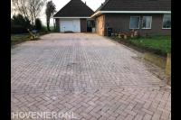 Oprit bestraten met betonklinkers