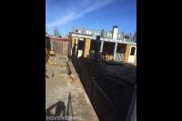 Hout beton schutting met poort 1