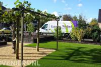 Voortuin met kunstgrasgazon