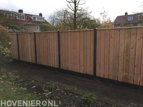 Hout beton schutting