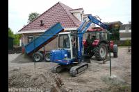 Voorbereidende grondwerkzaamheden voor het aanleggen van een tuin