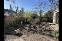 Voorbereiding grondwerk voor nieuwe tuin