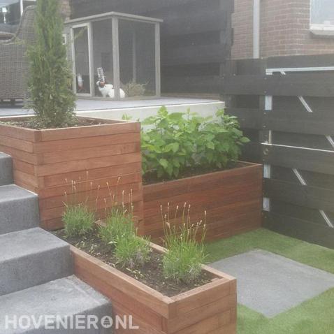 Houten plantenbakken