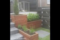 Houten plantenbakken