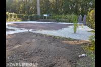 Voorbereidingen voor het aanleggen van nieuwe tuin