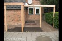 Robuuste houten pergola