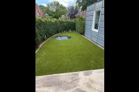 Grasmatten met opening voor ingebouwde vijver