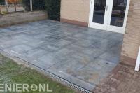 Terras bestraten met natuursteen tegels