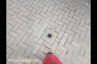 Aangelegde bestrating met punt voor wasdroger