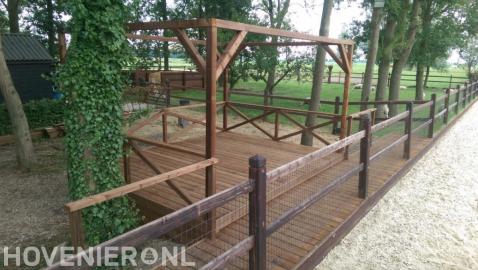 Houten vlonder en veranda