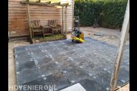 Straatwerk van betontegels