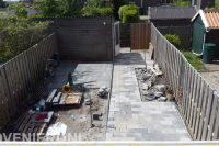 Achtertuin bestraten