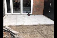 Terras aanleggen met keramische tegels