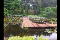 Vijver met fontein en vlonder 2