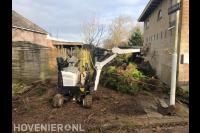 Tuin leeghalen met minigraver