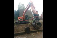 Tuin leeghalen met graafmachine 2