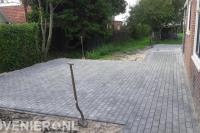 Straatwerk van betonklinkers