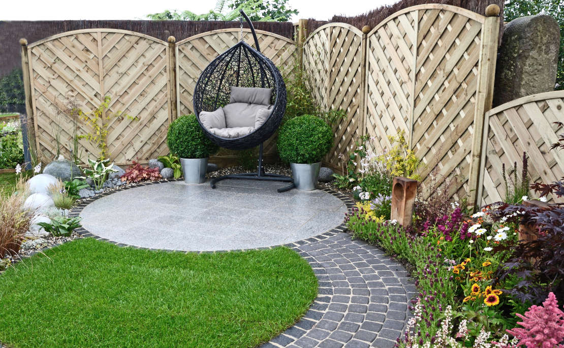 Zo maakt u uw tuin helemaal af: slimme tips voor buitenliefhebbers